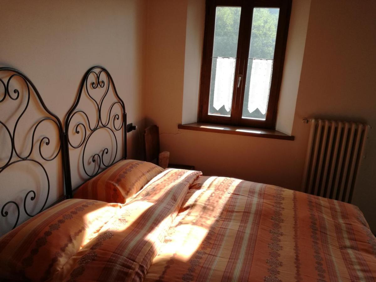 Casa Dell' Abbondanza B&B Agriturismo Vigoleno Ngoại thất bức ảnh